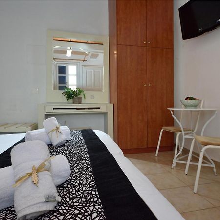 Adonis Rooms Kalo Livadi Exterior foto