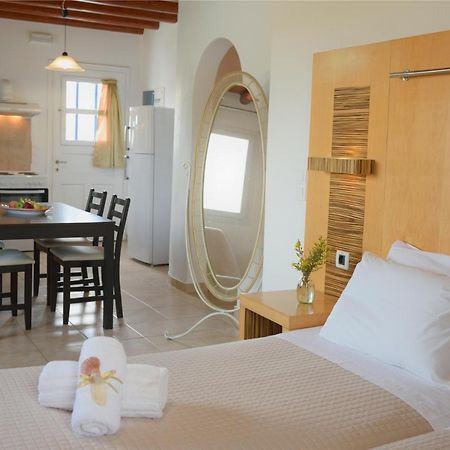 Adonis Rooms Kalo Livadi Exterior foto