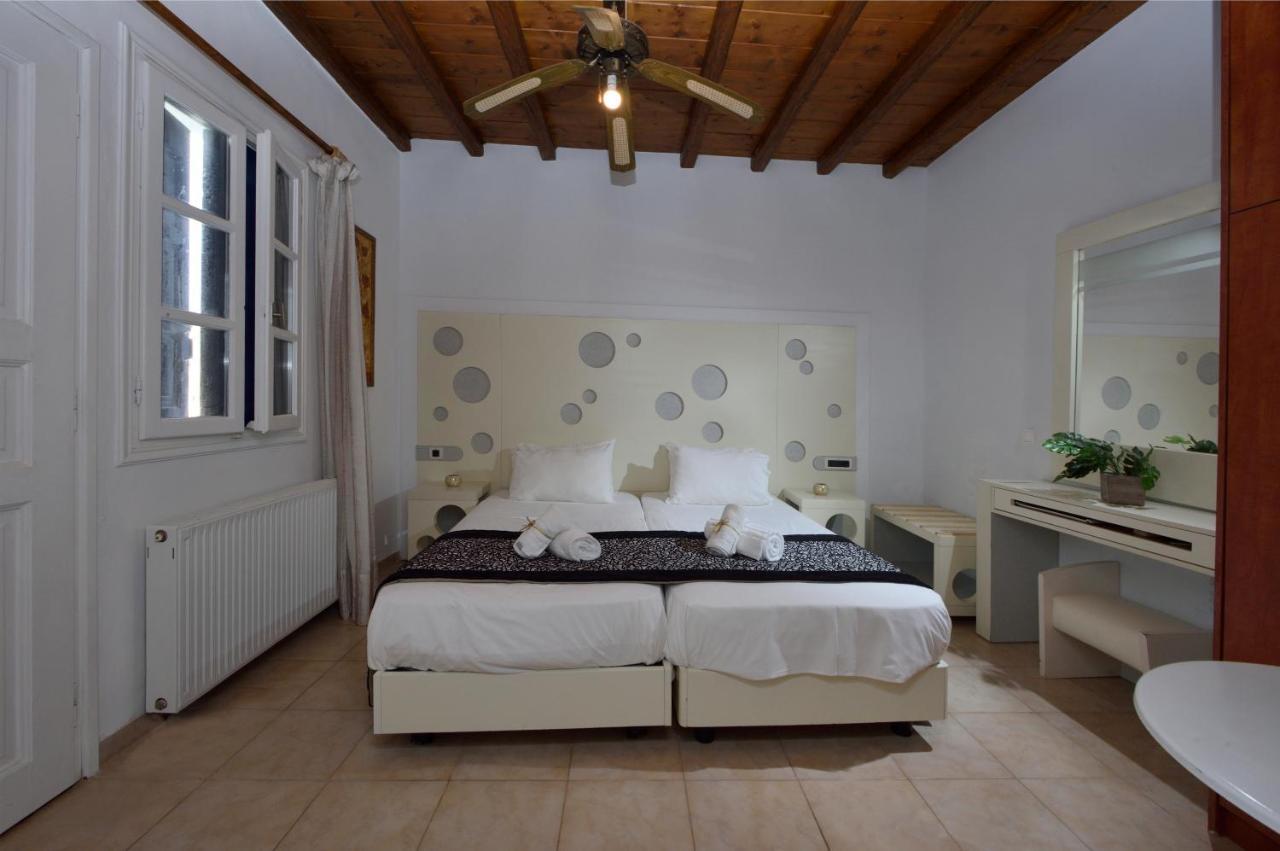 Adonis Rooms Kalo Livadi Exterior foto