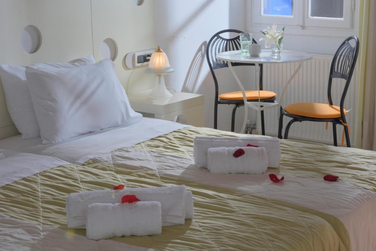 Adonis Rooms Kalo Livadi Exterior foto