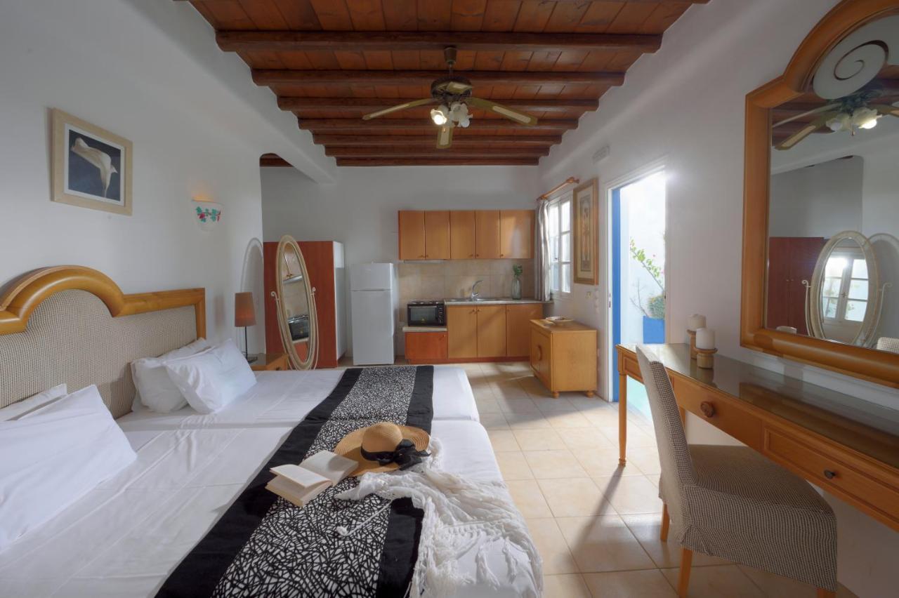 Adonis Rooms Kalo Livadi Exterior foto