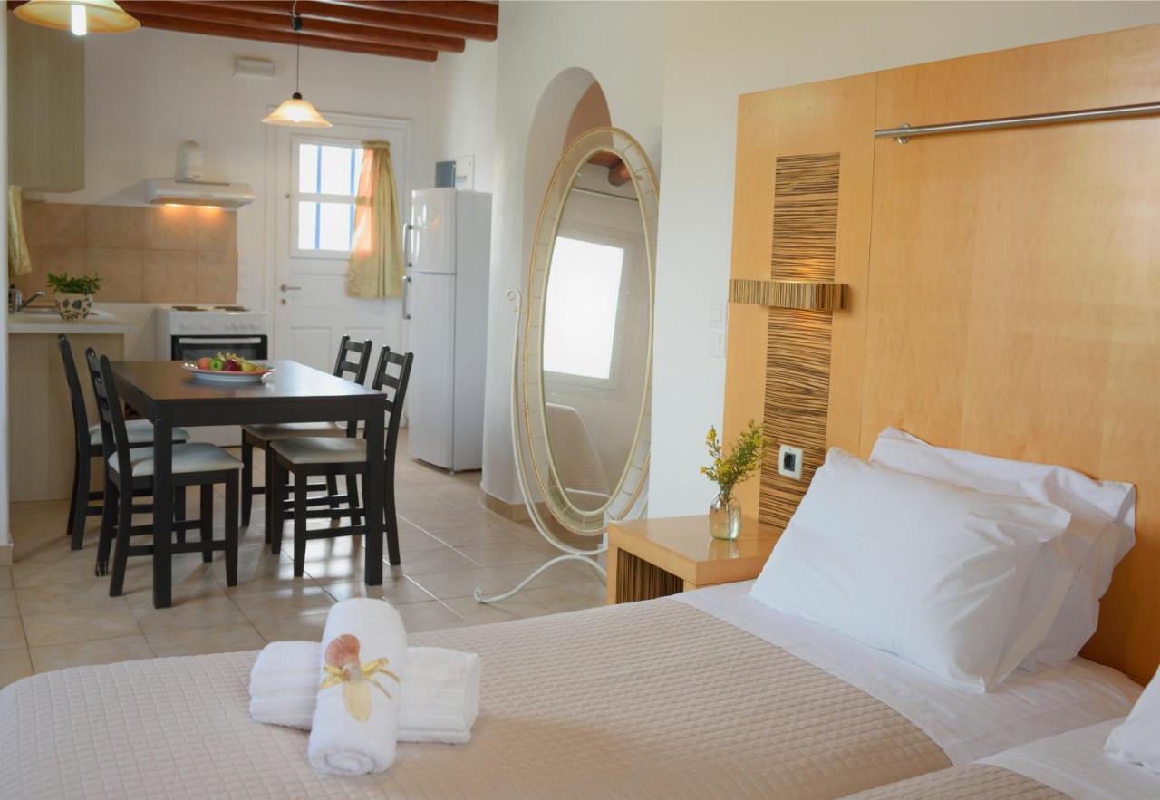 Adonis Rooms Kalo Livadi Exterior foto